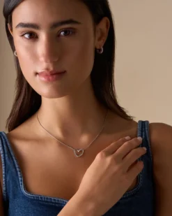 Collier - Infinite Affection