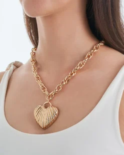 Collier - Powerful Heart